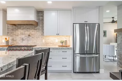 9618 N 35th Place, Phoenix, AZ 85028 - Photo 12