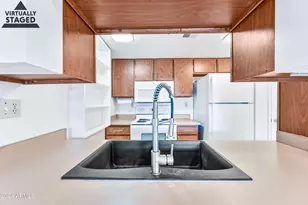 3033 E Devonshire Ave, Phoenix, AZ 85016 - Photo 6