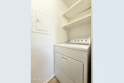 1880 E Morten Avenue #Unit 202, Phoenix, AZ 85020 - Photo 8