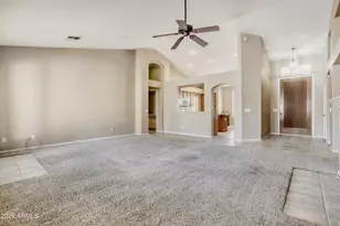 4344 E Melinda Ln, Phoenix, AZ 85050 - Photo 6
