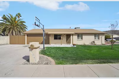 13241 N 15th Avenue, Phoenix, AZ 85029 - Photo 1