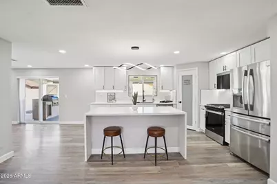 13241 N 15th Avenue, Phoenix, AZ 85029 - Photo 10