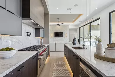 1832 E Palmaire Avenue, Phoenix, AZ 85020 - Photo 12