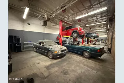 11237 N Cave Creek Road, Phoenix, AZ 85020 - Photo 2