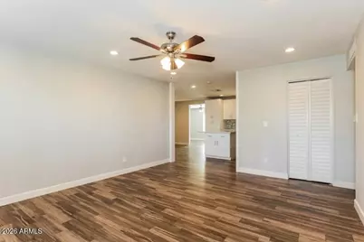 6102 S Parkside Drive, Tempe, AZ 85283 - Photo 2