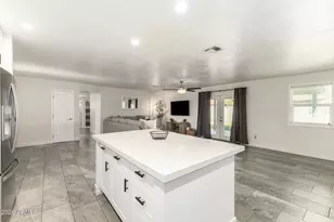 1006 W Anderson Dr, Phoenix, AZ 85023 - Photo 14