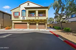 2725 E Mine Creek Rd, Phoenix, AZ 85024 - Photo 2