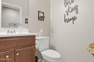 2725 E Mine Creek Rd, Phoenix, AZ 85024 - Photo 10