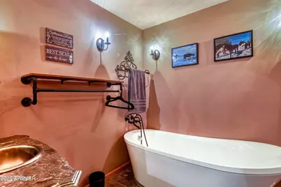 2137 Graphite Road, Clay Springs, AZ 85923 - Photo 20
