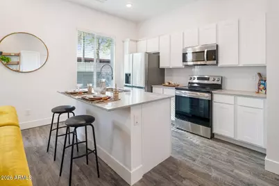 500 W Missouri Avenue #109, Phoenix, AZ 85013 - Photo 1