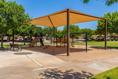 42467 W Monteverde Drive, Maricopa, AZ 85138 - Photo 32