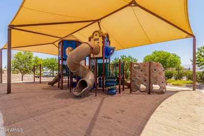 42467 W Monteverde Drive, Maricopa, AZ 85138 - Photo 36