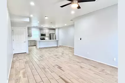 3434 N Longview Avenue #Unit 20, Phoenix, AZ 85014 - Photo 12