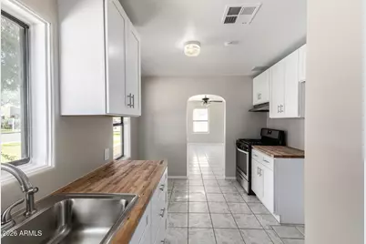 5838 W Gardenia Avenue, Glendale, AZ 85301 - Photo 12