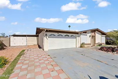 2762 W Jacinto Circle, Mesa, AZ 85202 - Photo 2