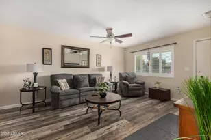 11154 W Emerald Dr, Sun City, AZ 85351 - Photo 4