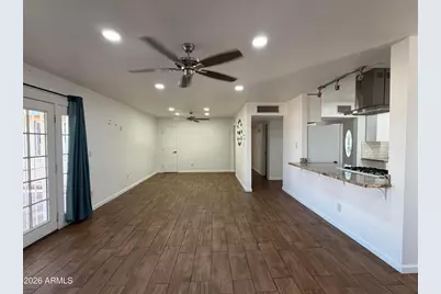 2 E Piedmont Road, Phoenix, AZ 85042 - Photo 2