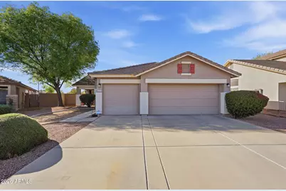 3271 E Santa Fe Lane, Gilbert, AZ 85297 - Photo 2