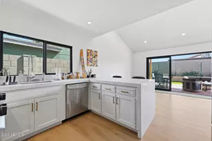 5449 E Cambridge Ave, Phoenix, AZ 85008 - Photo 16