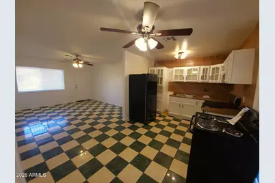 1817 N 46th Drive, Phoenix, AZ 85035 - Photo 4