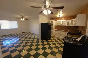 1817 N 46th Dr, Phoenix, AZ 85035 - Photo 4