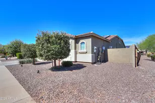 1748 E Walter Dr, Casa Grande, AZ 85122 - Photo 8