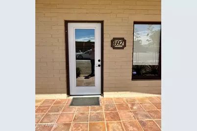 692 W Wickenburg Way, Wickenburg, AZ 85390 - Photo 8