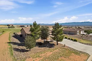 6592 E Saddlehorn Circle, Hereford, AZ 85615 - Photo 38