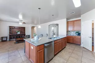 6592 E Saddlehorn Circle, Hereford, AZ 85615 - Photo 14