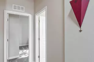 6592 E Saddlehorn Circle, Hereford, AZ 85615 - Photo 4