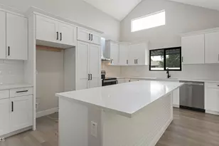1960 E Krista Way, Tempe, AZ 85284 - Photo 12