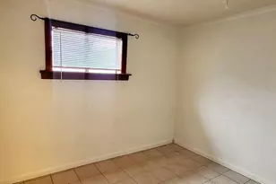 1125 S Stratton Ln, Tempe, AZ 85281 - Photo 4