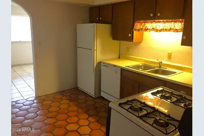 1125 S Stratton Lane, Tempe, AZ 85281 - Photo 2