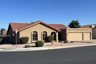 12843 S 42nd St, Phoenix, AZ 85044 - Photo 1