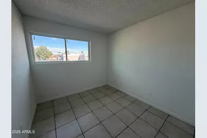 7602 W College Drive, Phoenix, AZ 85033 - Photo 10