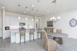 1963 W Desert Hollow Dr, Phoenix, AZ 85085 - Photo 6