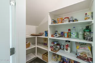 1963 W Desert Hollow Dr, Phoenix, AZ 85085 - Photo 8