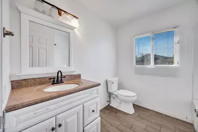 5754 N 47th Avenue, Glendale, AZ 85301 - Photo 18