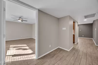 5754 N 47th Avenue, Glendale, AZ 85301 - Photo 4