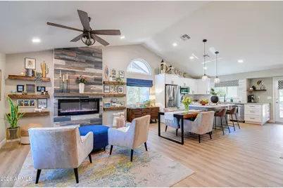 3637 W Kesler Lane, Chandler, AZ 85226 - Photo 1