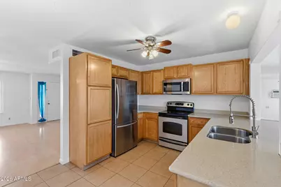 4955 W Golden Lane, Glendale, AZ 85302 - Photo 24