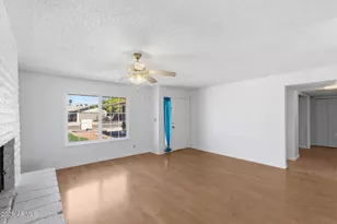 4955 W Golden Ln, Glendale, AZ 85302 - Photo 10