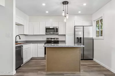 4806 W Rose Lane, Glendale, AZ 85301 - Photo 8