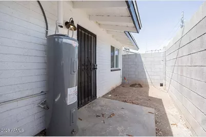 5035 N 23rd Avenue, Phoenix, AZ 85015 - Photo 4