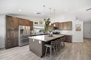 4302 E Acoma Dr, Phoenix, AZ 85032 - Photo 1