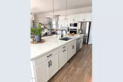 17417 W Surrey Drive, Surprise, AZ 85388 - Photo 10