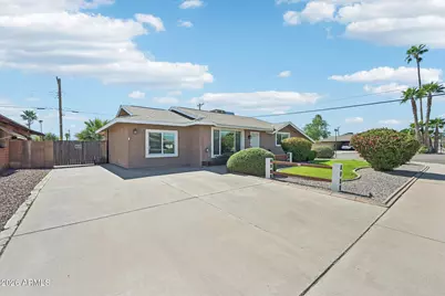 8401 E Wilshire Drive, Scottsdale, AZ 85257 - Photo 2