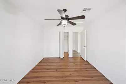 8401 E Wilshire Drive, Scottsdale, AZ 85257 - Photo 18