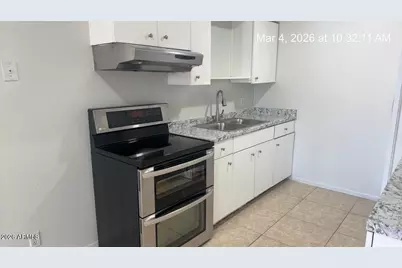 2026 W Cactus Road #A, Phoenix, AZ 85029 - Photo 2