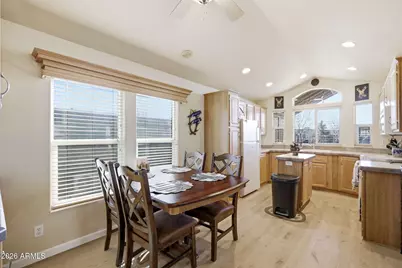 2218 Rodeo Road, Overgaard, AZ 85933 - Photo 10